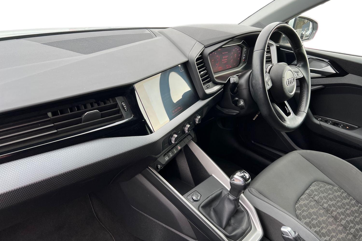 Used Audi A1 2019 for sale - 77740122: Photo 2