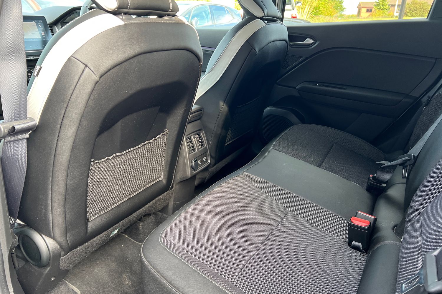 Used Renault Captur 2024 for sale - 76683906: Photo 20