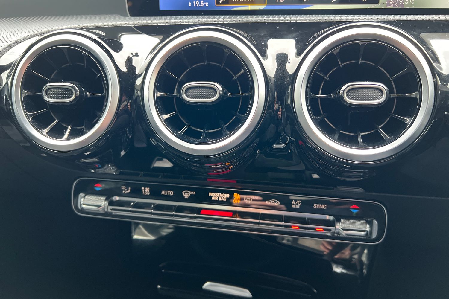 Used Mercedes-Benz A-Class 2018 for sale - 76683899: Photo 29