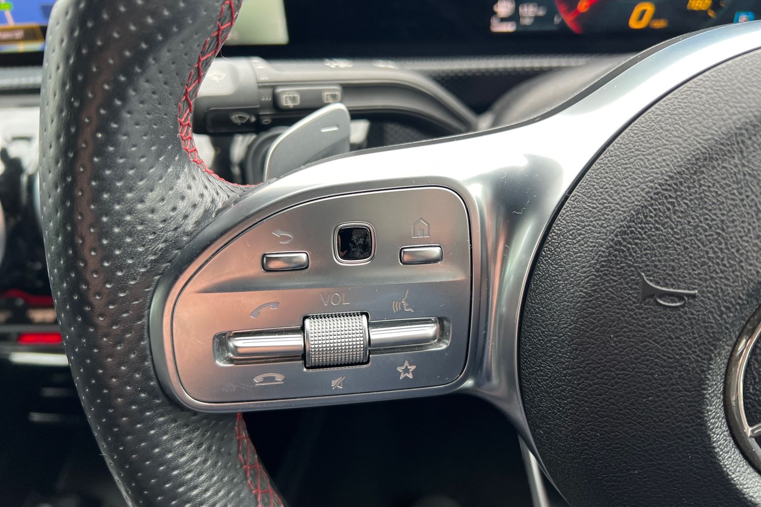 Used Mercedes-Benz A-Class 2018 for sale - 76683899: Photo 31