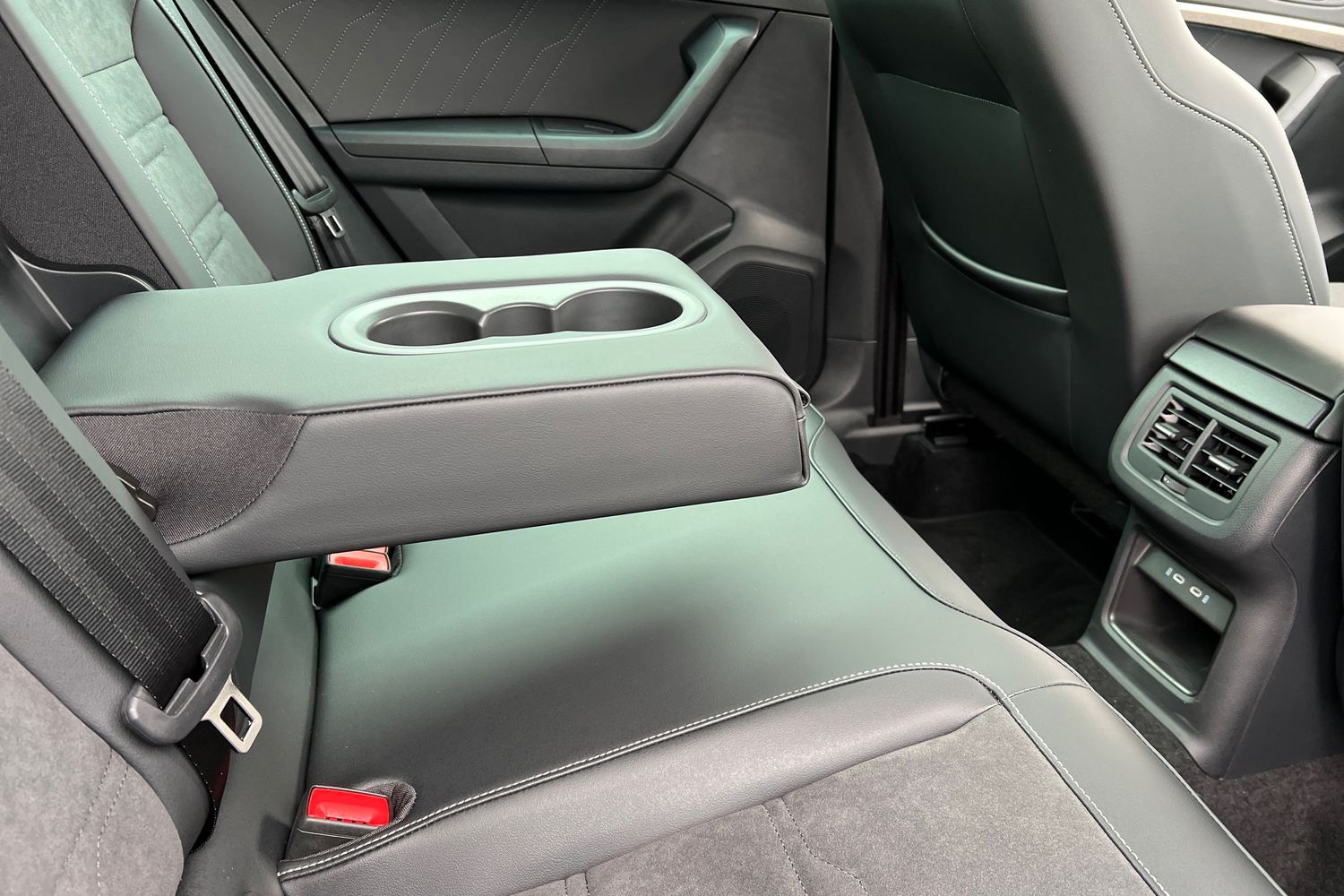 Used SEAT Ateca 2025 for sale - 76888743: Photo 24