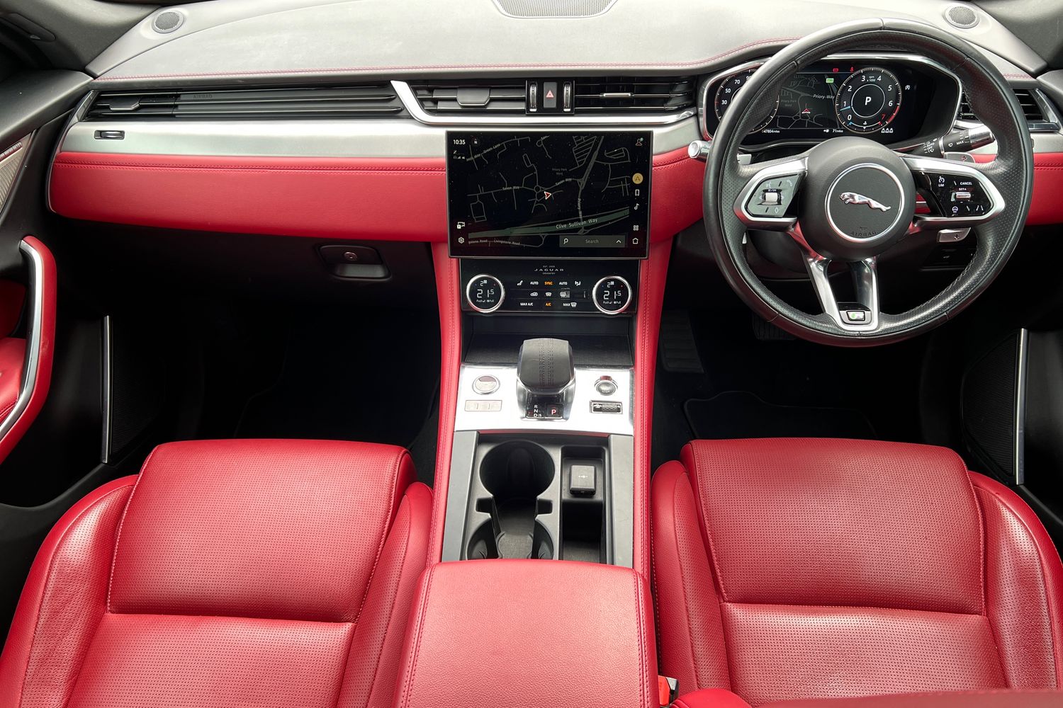 Used Jaguar F-Pace 2021 for sale - 76683874: Photo 15