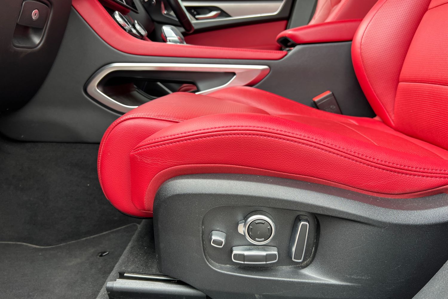 Used Jaguar F-Pace 2021 for sale - 76683874: Photo 20