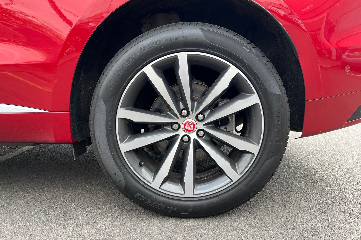 Used Jaguar F-Pace 2021 for sale - 76683874: Photo 5