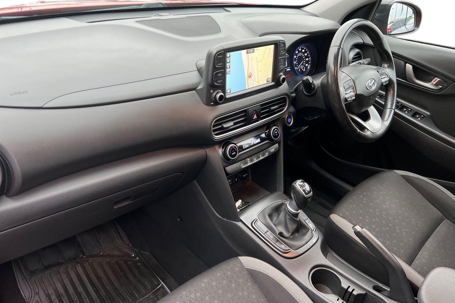 Used Hyundai KONA 2018 for sale - 77581200: Photo 2