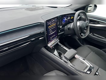 Used Renault Austral 2024 for sale - 77256429: Photo