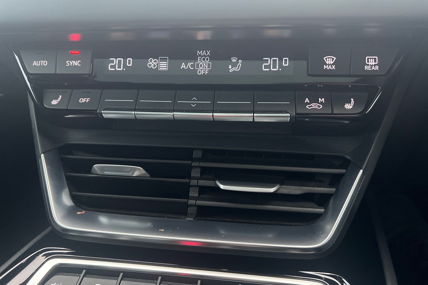 Used Audi e-tron GT 2023 for sale - 76683926: Photo 33