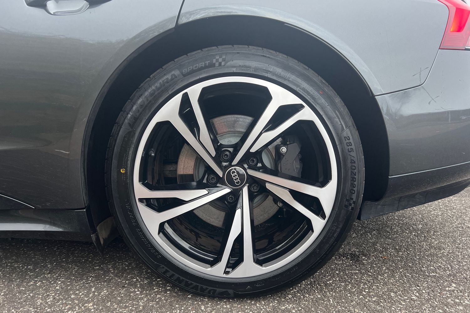 Used Audi e-tron GT 2023 for sale - 76683926: Photo 5