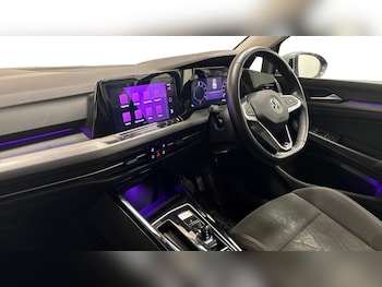 Used Volkswagen Golf 2022 for sale - 77638204: Photo