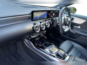Used Mercedes-Benz A-Class 2019 for sale - 79454080: Photo