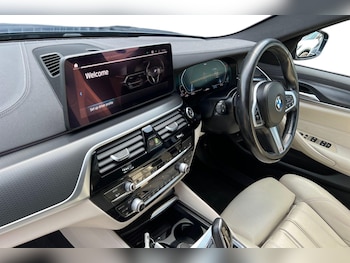Used BMW 5 Series 2021 for sale - 79057067: Photo