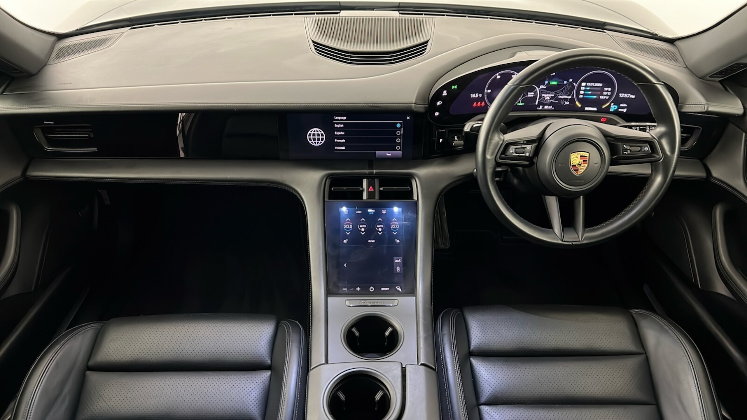 Used Porsche Taycan 2021 for sale - 77982970: Photo 11