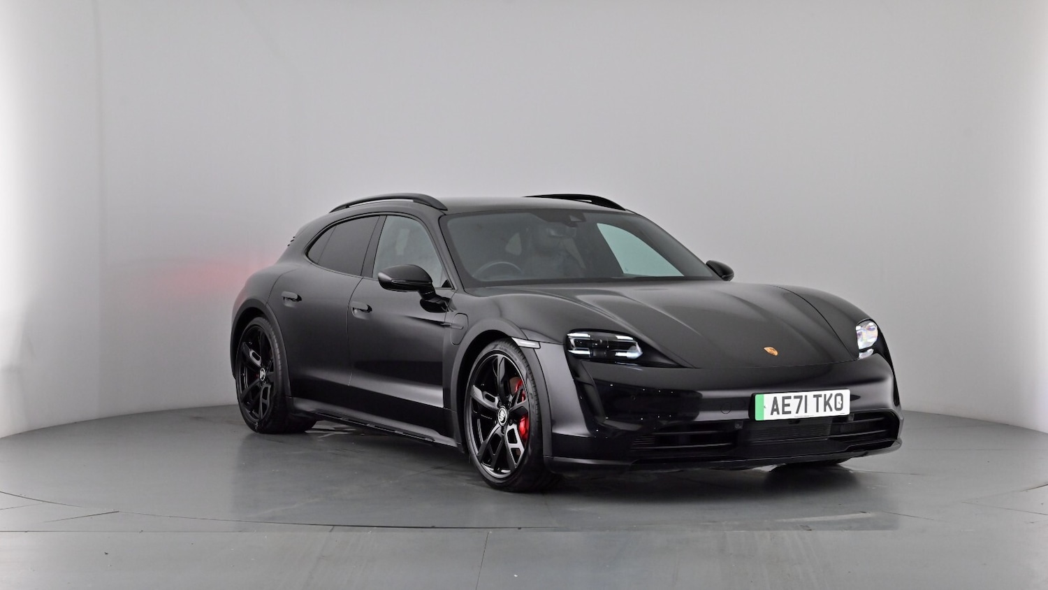 Used Porsche Taycan 2021 for sale - 77982970: Photo 24