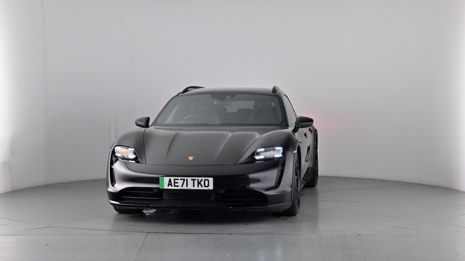 Used Porsche Taycan 2021 for sale - 77982970: Photo 29