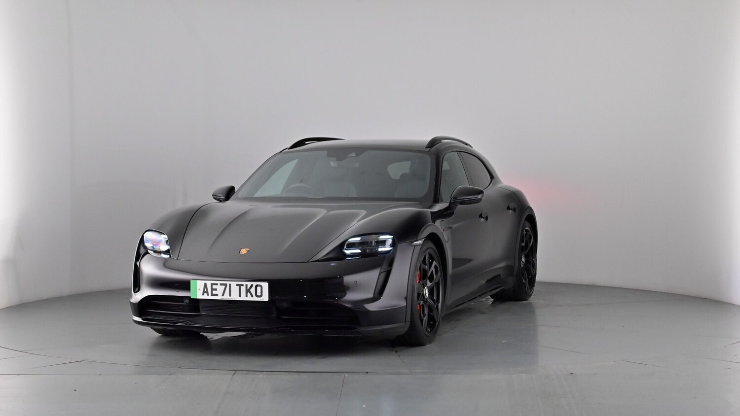 Used Porsche Taycan 2021 for sale - 77982970: Photo 30