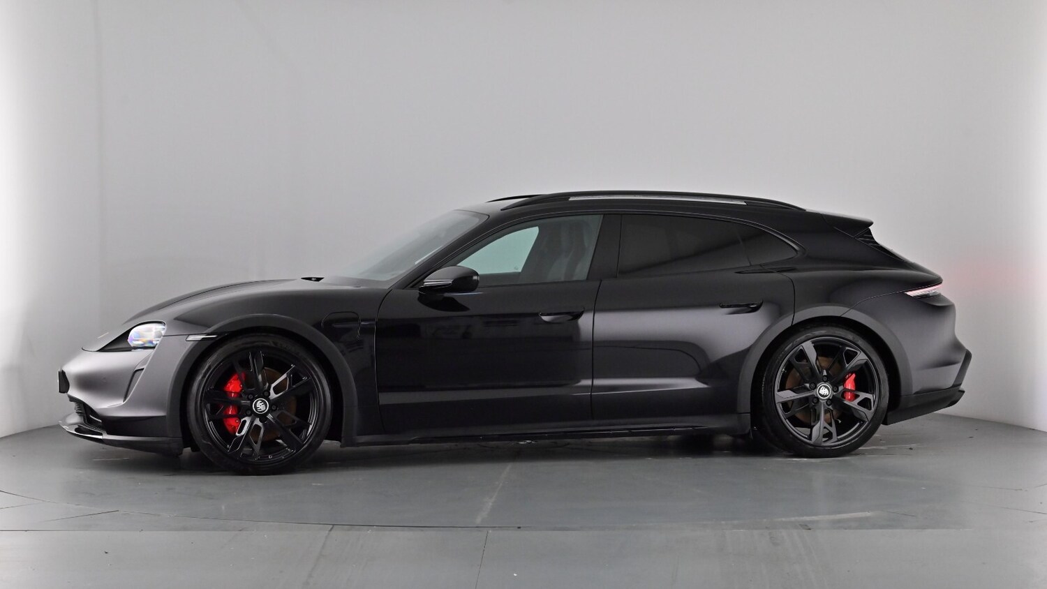 Used Porsche Taycan 2021 for sale - 77982970: Photo 40