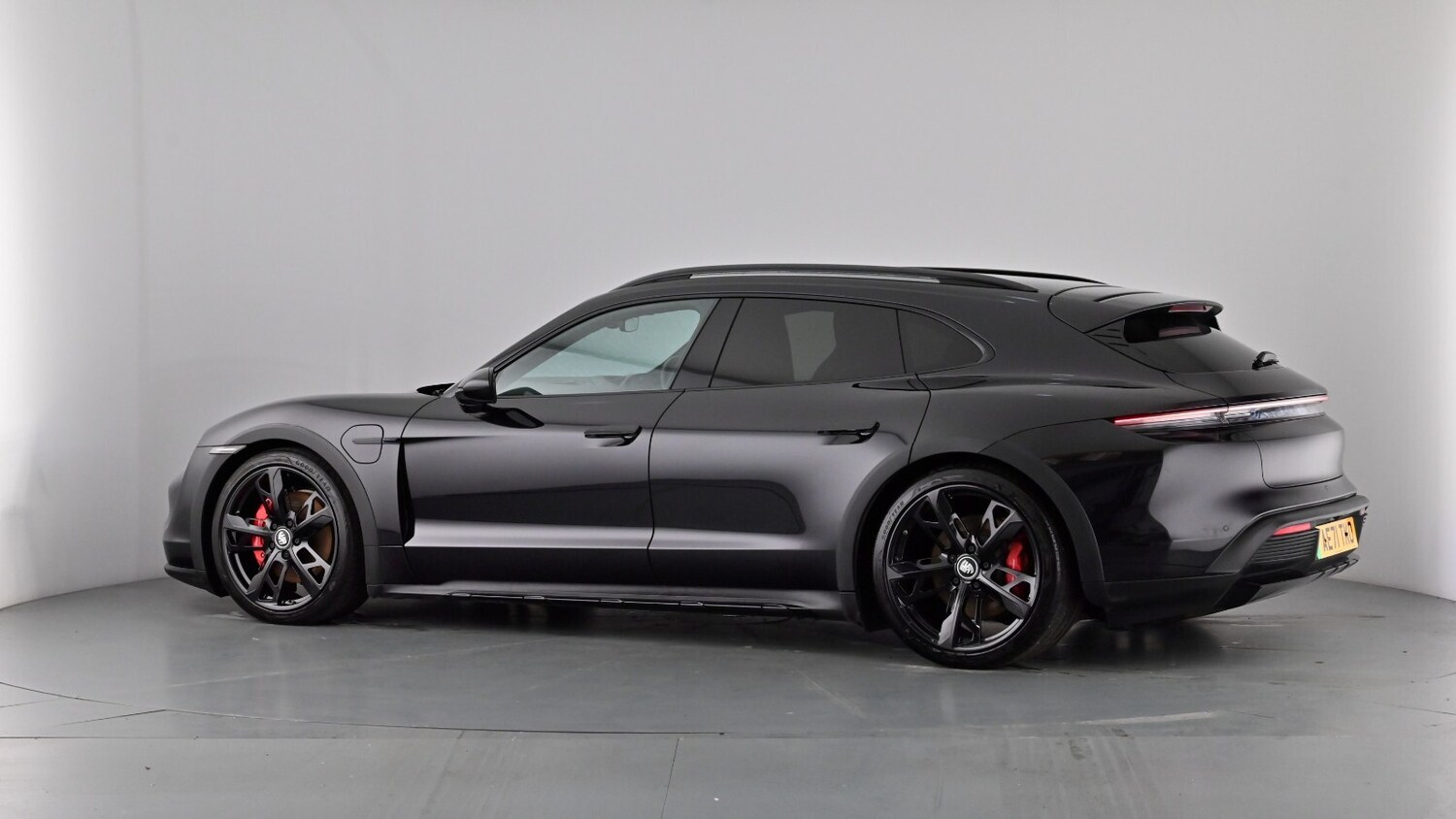 Used Porsche Taycan 2021 for sale - 77982970: Photo 44