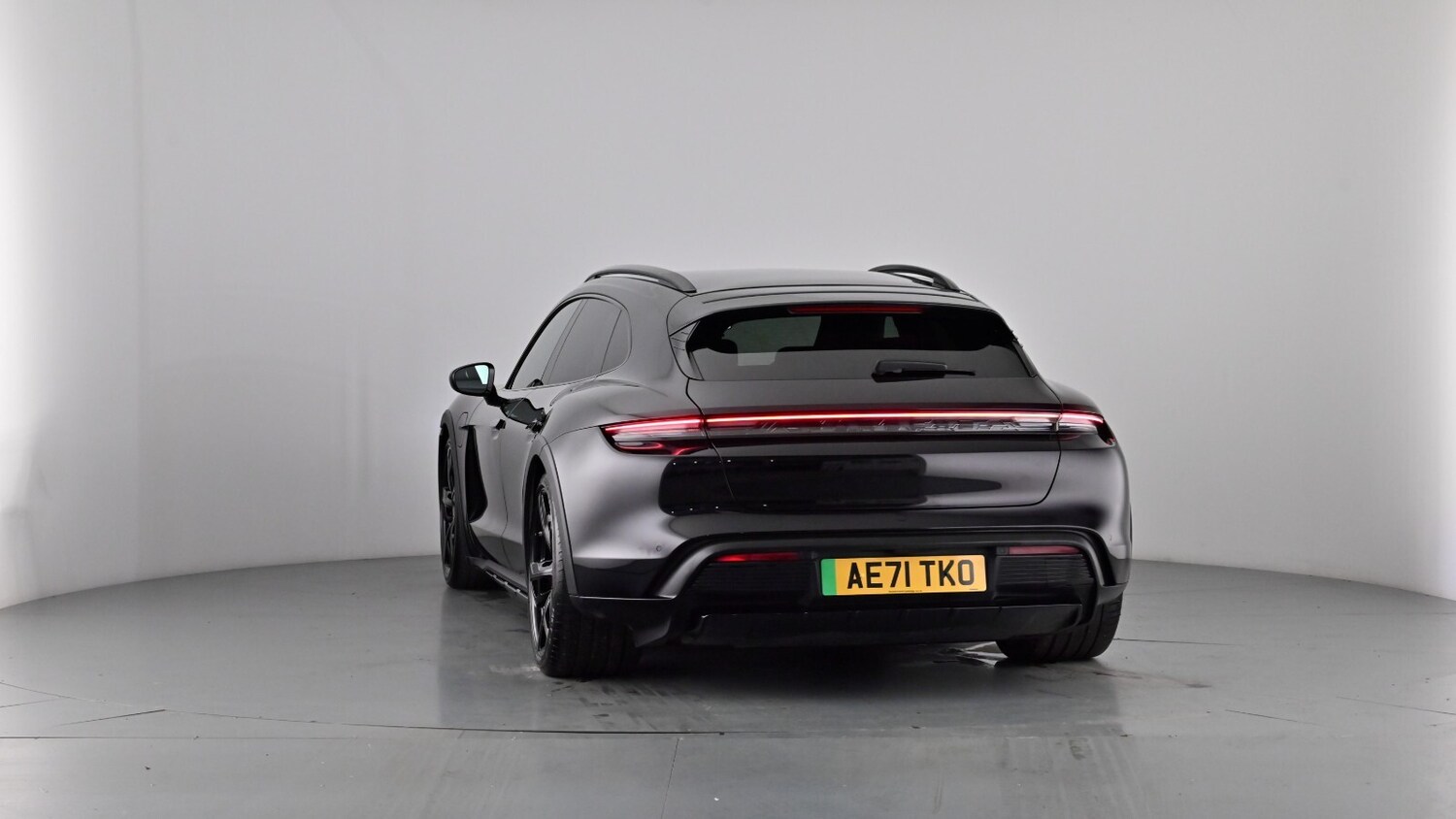 Used Porsche Taycan 2021 for sale - 77982970: Photo 49