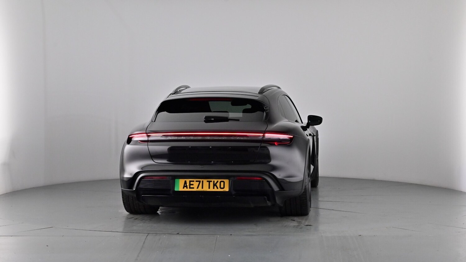 Used Porsche Taycan 2021 for sale - 77982970: Photo 51