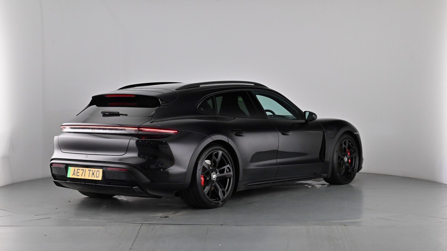 Used Porsche Taycan 2021 for sale - 77982970: Photo 54