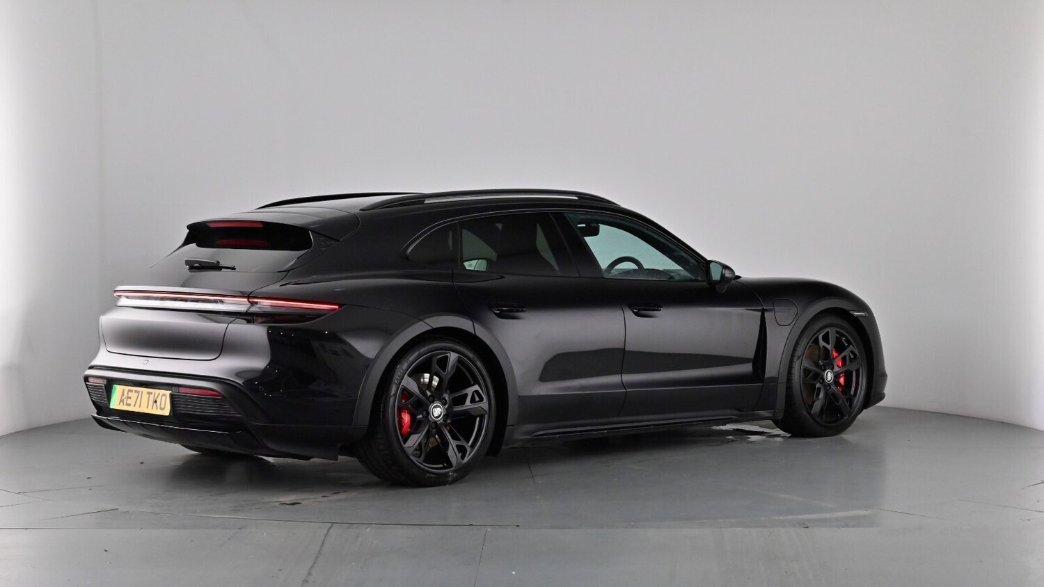 Used Porsche Taycan 2021 for sale - 77982970: Photo 55