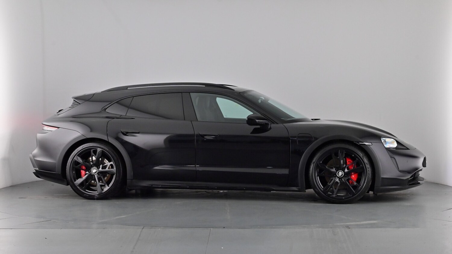 Used Porsche Taycan 2021 for sale - 77982970: Photo 60