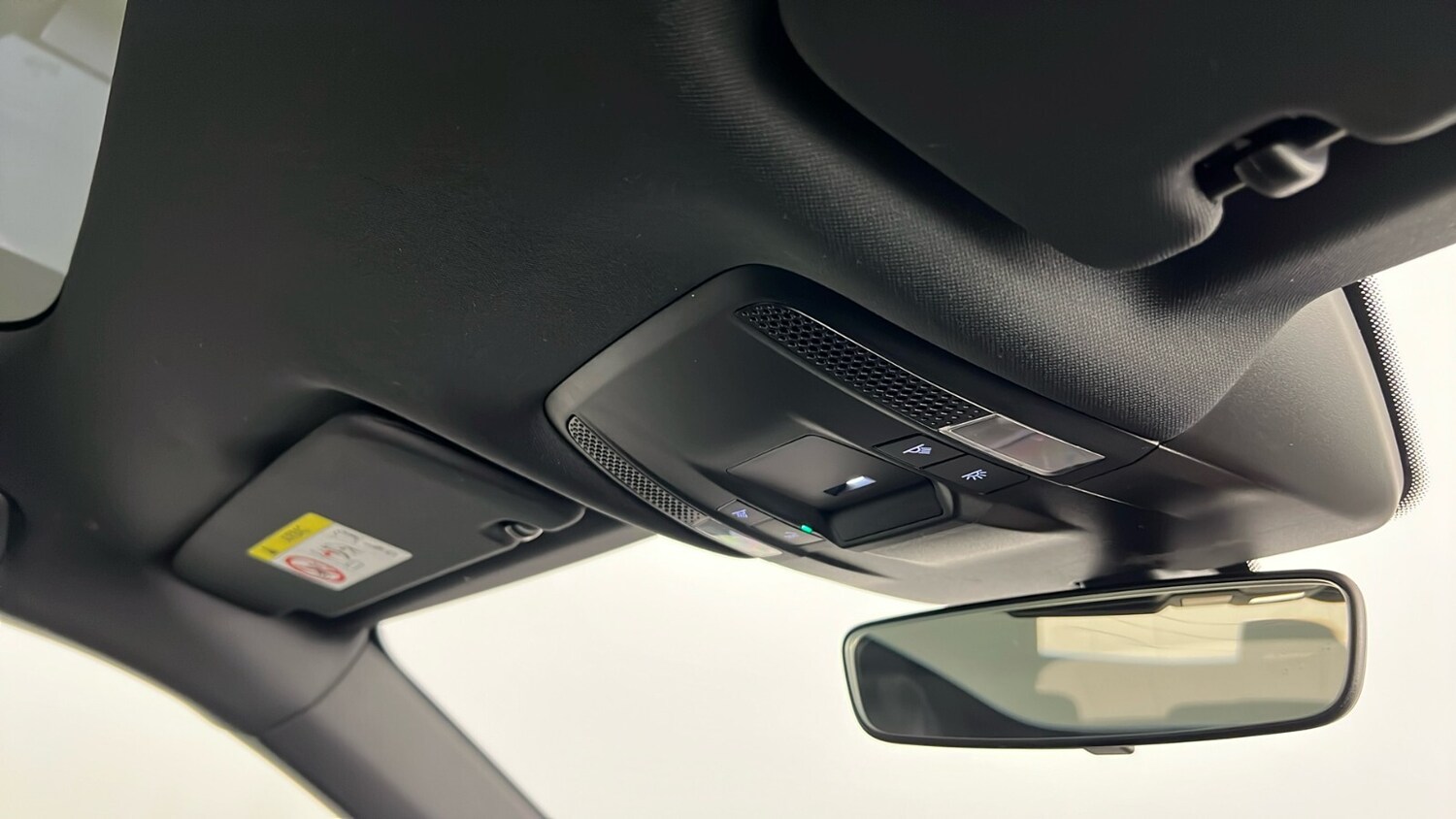 Used Porsche Taycan 2021 for sale - 77982970: Photo 77