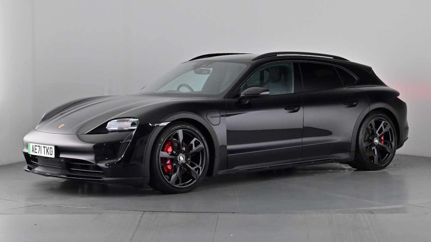 Used Porsche Taycan 2021 for sale - 77982970: Photo 8