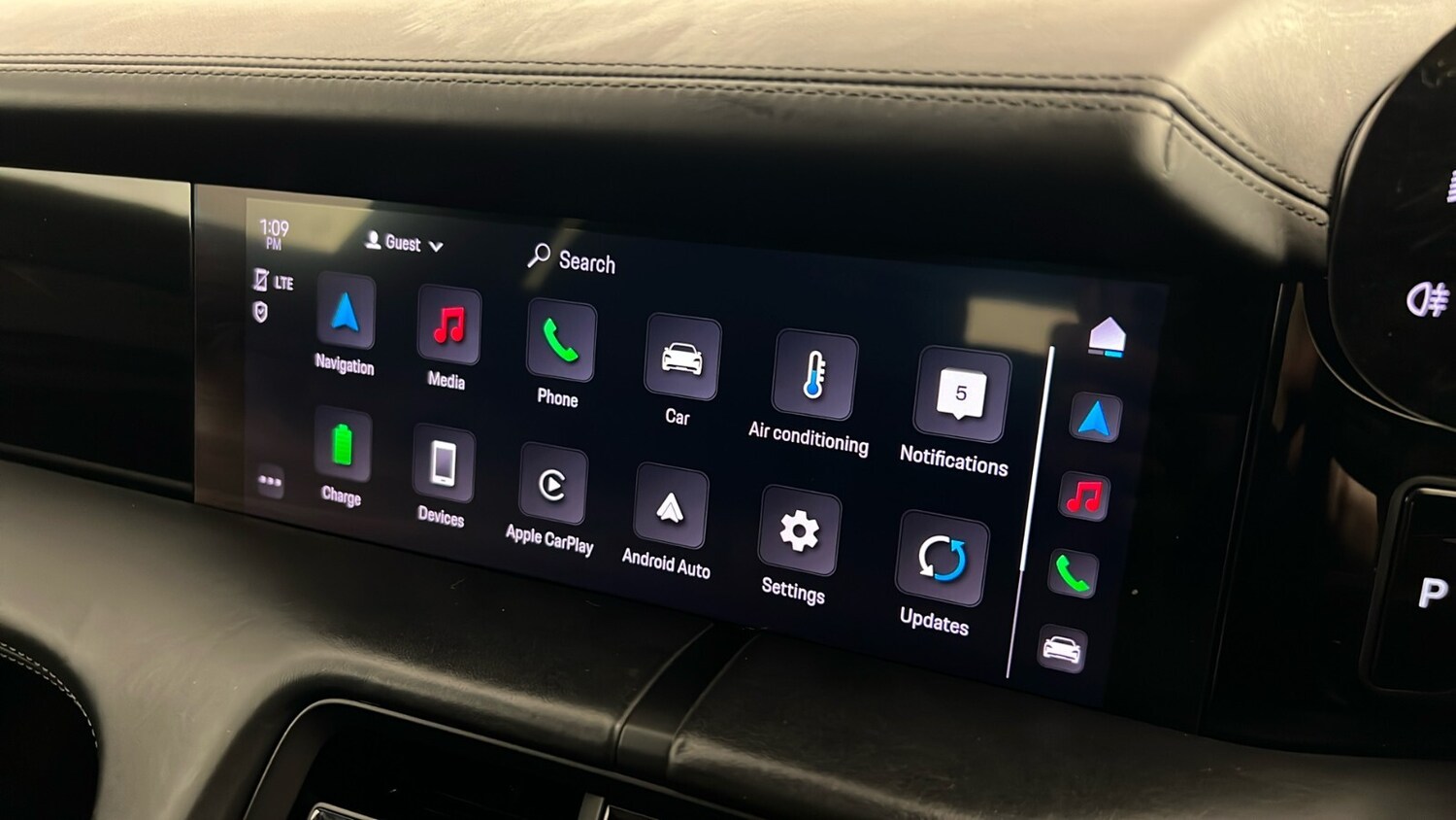 Used Porsche Taycan 2021 for sale - 77982970: Photo 84