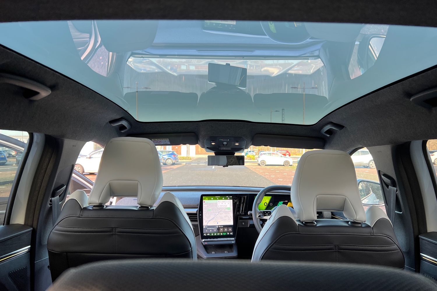 Used Renault Scenic E-Tech 2024 for sale - 76683930: Photo 14