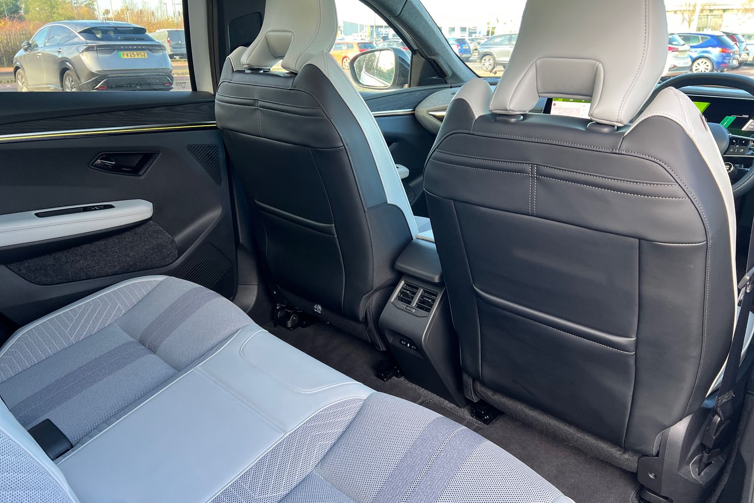 Used Renault Scenic E-Tech 2024 for sale - 76683930: Photo 17