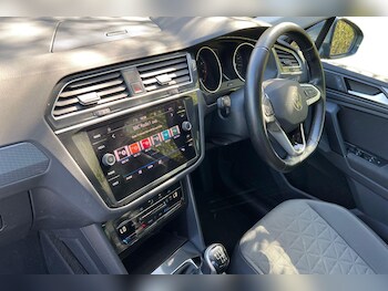 Used Volkswagen Tiguan 2020 for sale - 77971710: Photo