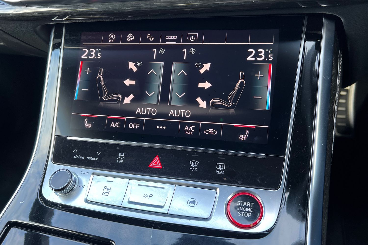 Used Audi Q8 2023 for sale - 77122596: Photo 35