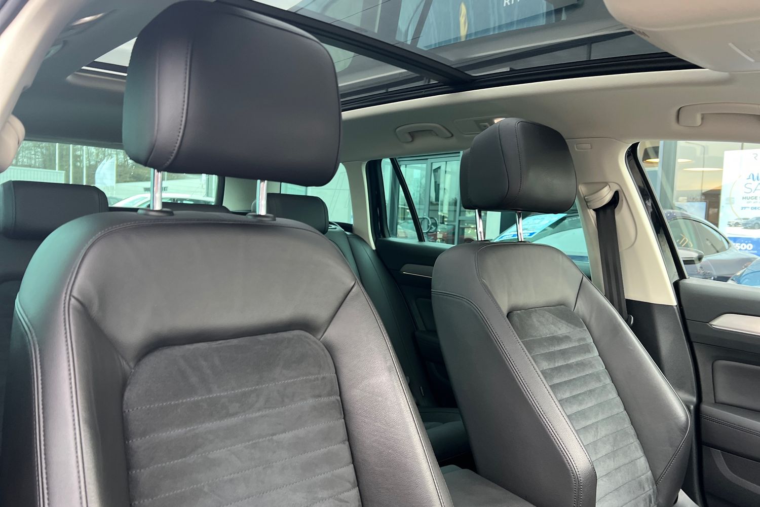 Used Volkswagen Passat 2017 for sale - 77092648: Photo 11