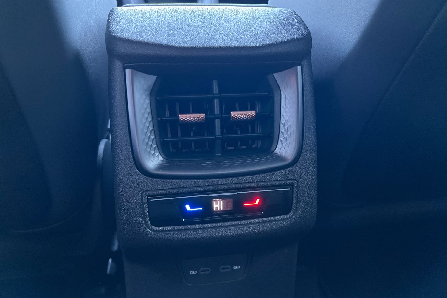 Used Cupra Terramar 2025 for sale - 76683927: Photo 18