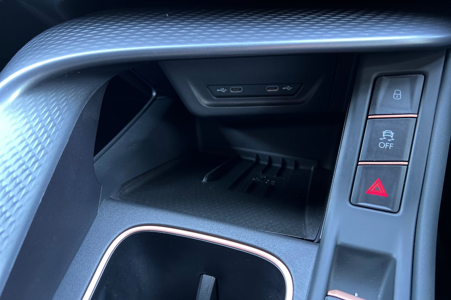 Used Cupra Terramar 2025 for sale - 76683927: Photo 30