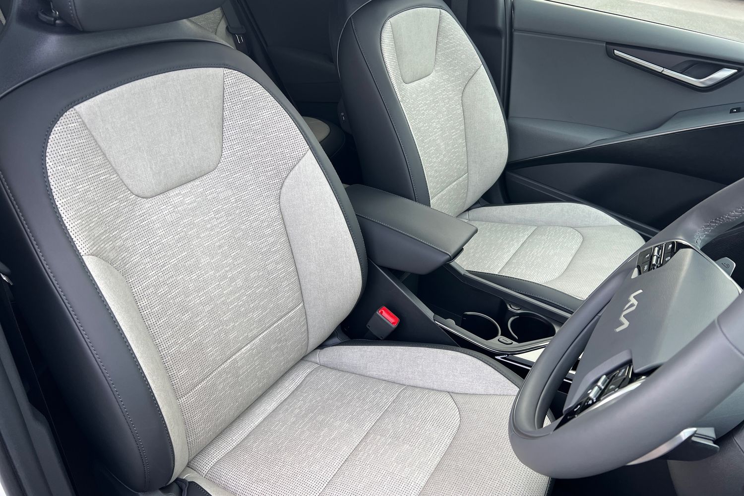 Used Kia Niro 2025 for sale - 76826806: Photo 11