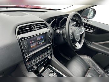 Used Jaguar F-Pace 2018 for sale - 78055262: Photo