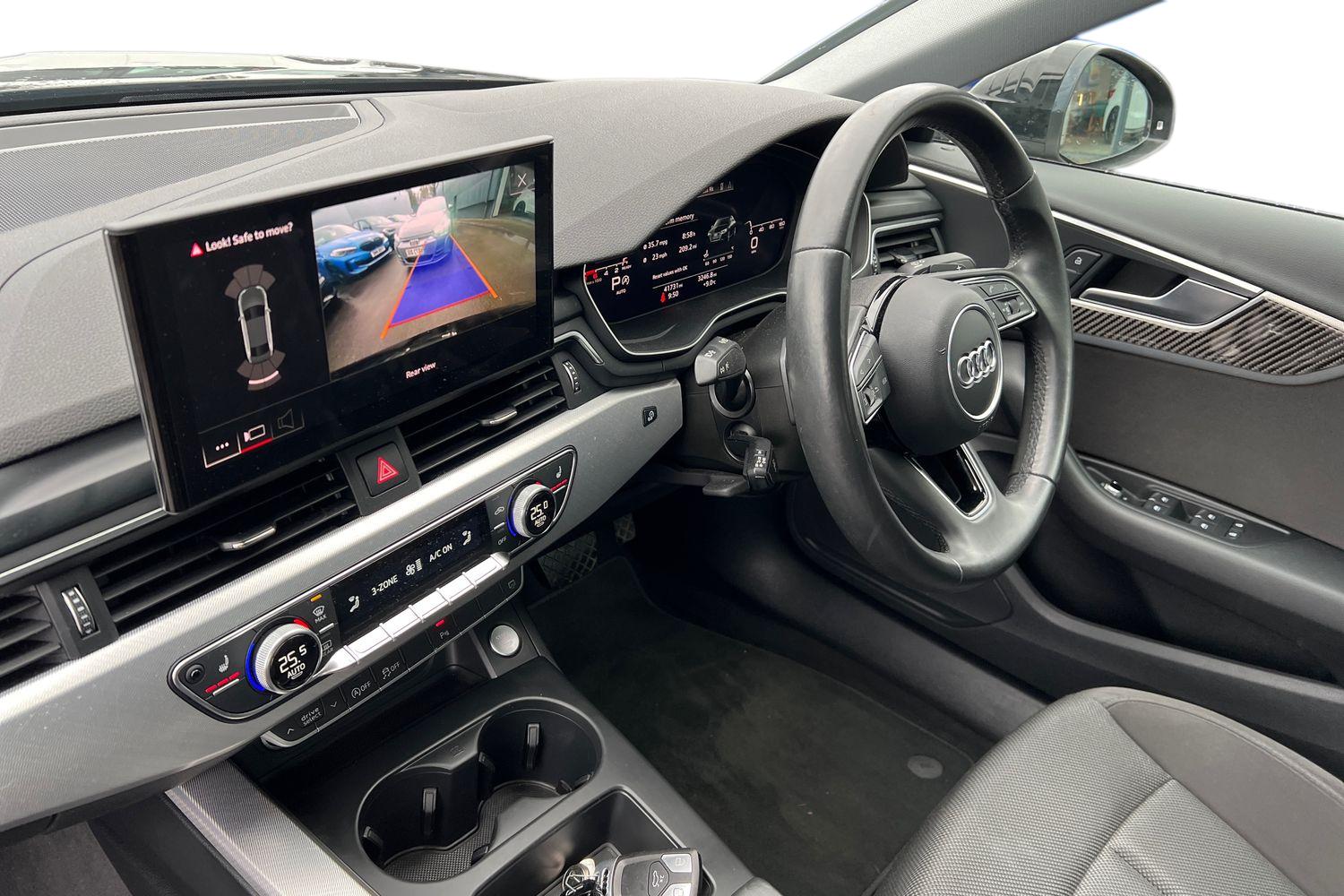 Used Audi A4 2021 for sale - 76683938: Photo 2