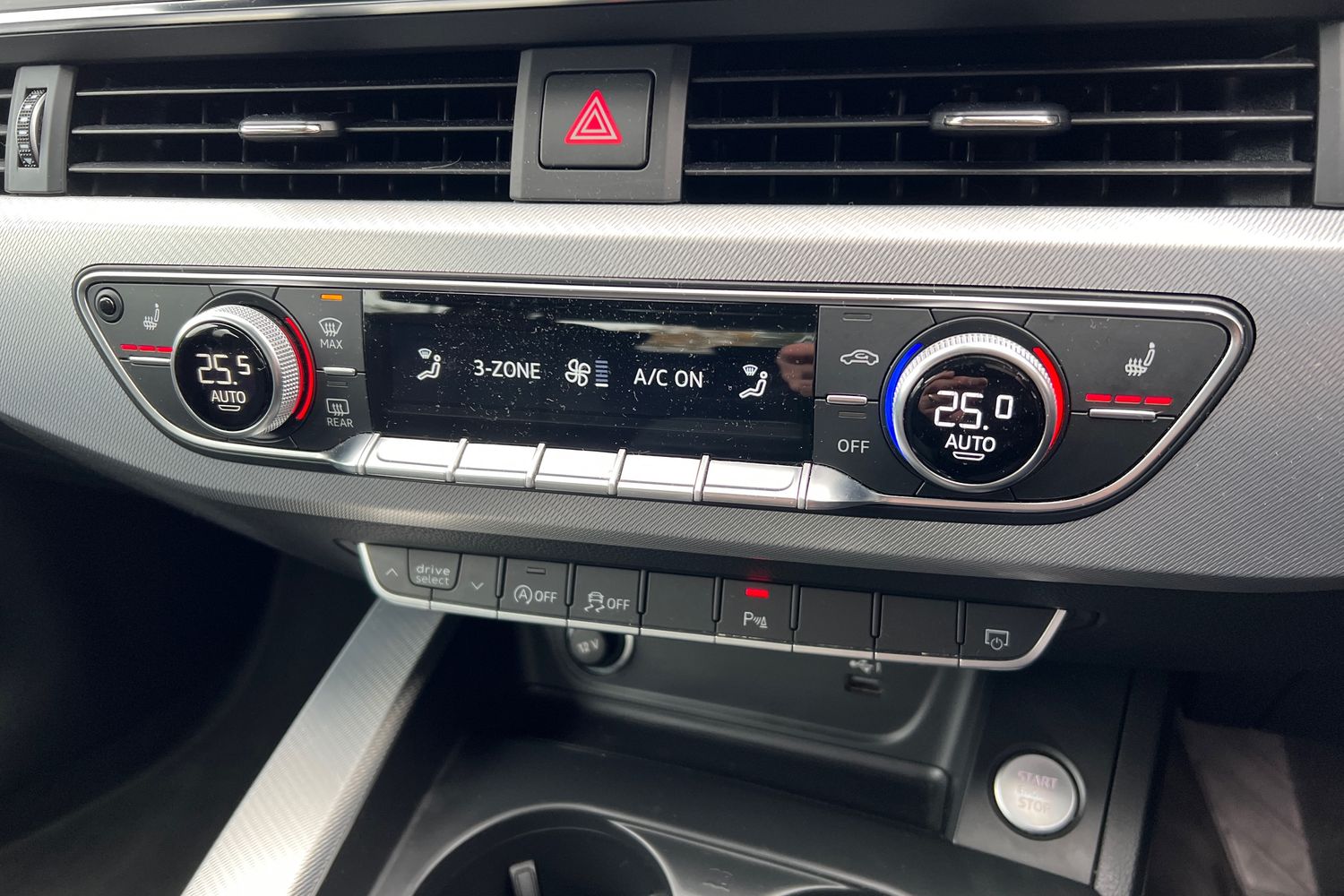 Used Audi A4 2021 for sale - 76683938: Photo 30