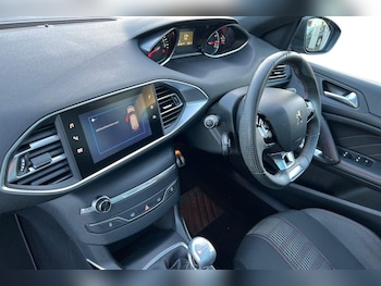 Used Peugeot 308 2019 for sale - 76683939: Photo