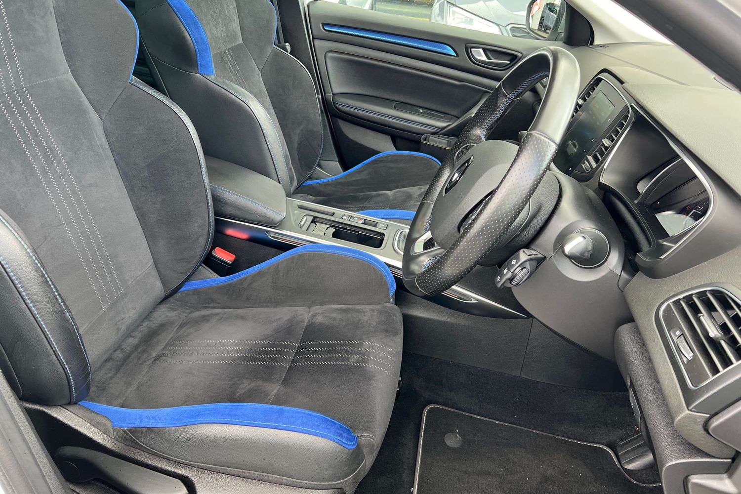 Used Renault Megane 2019 for sale - 77570091: Photo 23