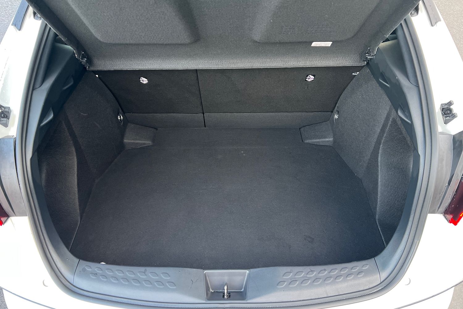 Used Toyota C-HR 2023 for sale - 76683903: Photo 13