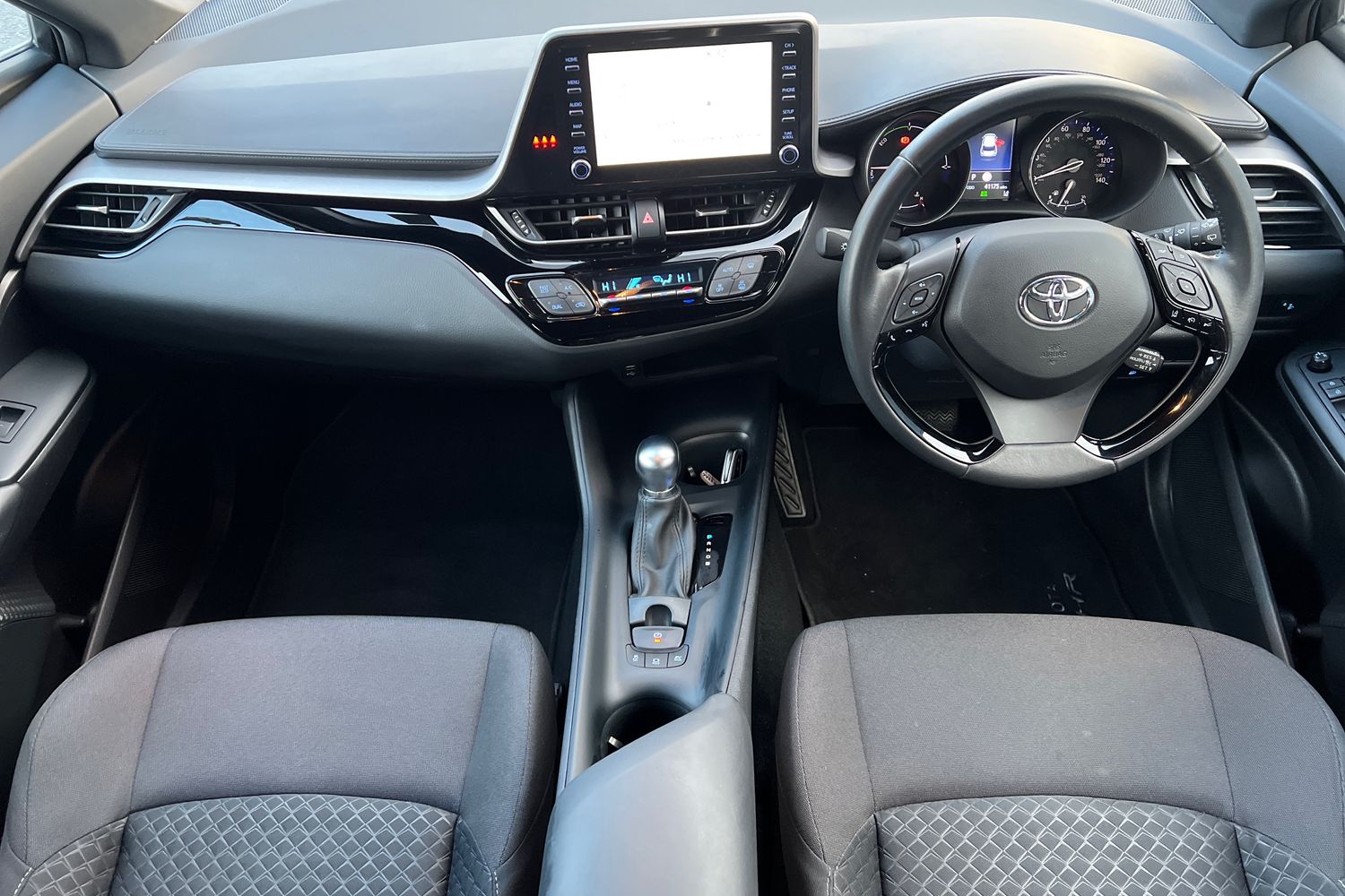 Used Toyota C-HR 2023 for sale - 76683903: Photo 14