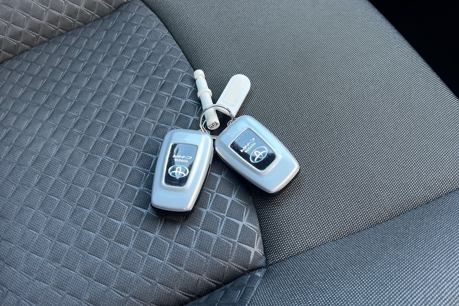 Used Toyota C-HR 2023 for sale - 76683903: Photo 34