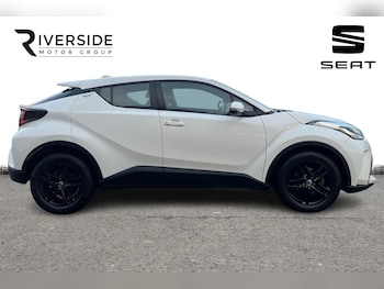 Used Toyota C-HR 2023 for sale - 76683903: Photo