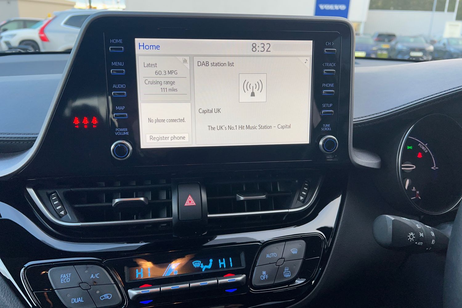 Used Toyota C-HR 2023 for sale - 76683903: Photo 7