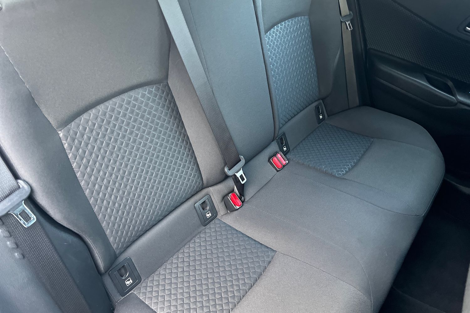 Used Toyota C-HR 2023 for sale - 76683903: Photo 9