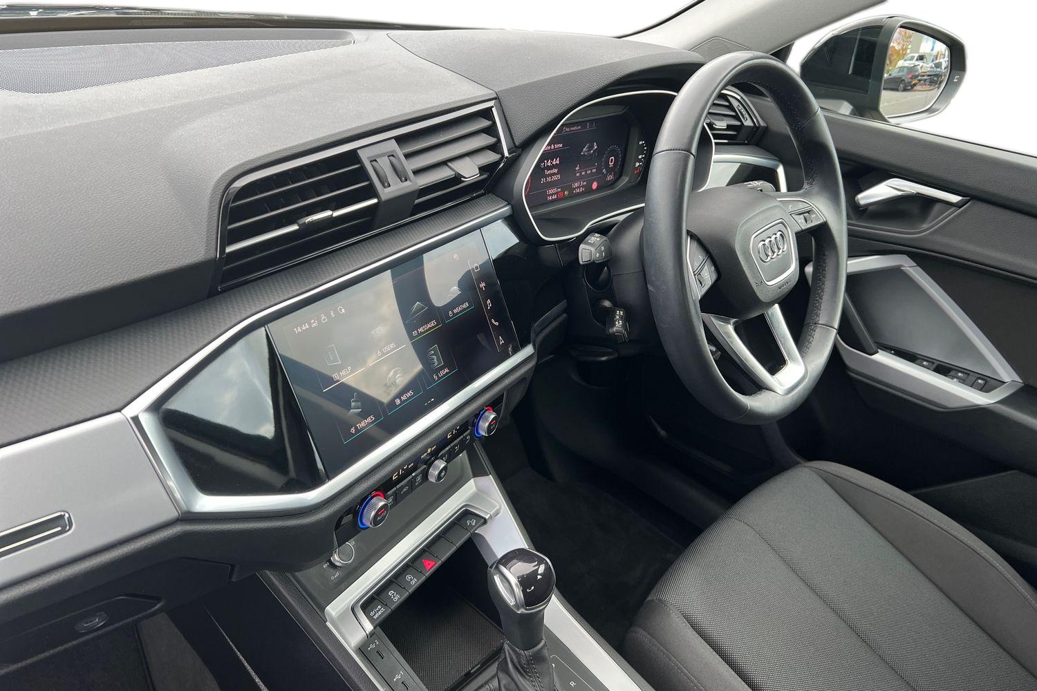 Used Audi Q3 2022 for sale - 76683922: Photo 2