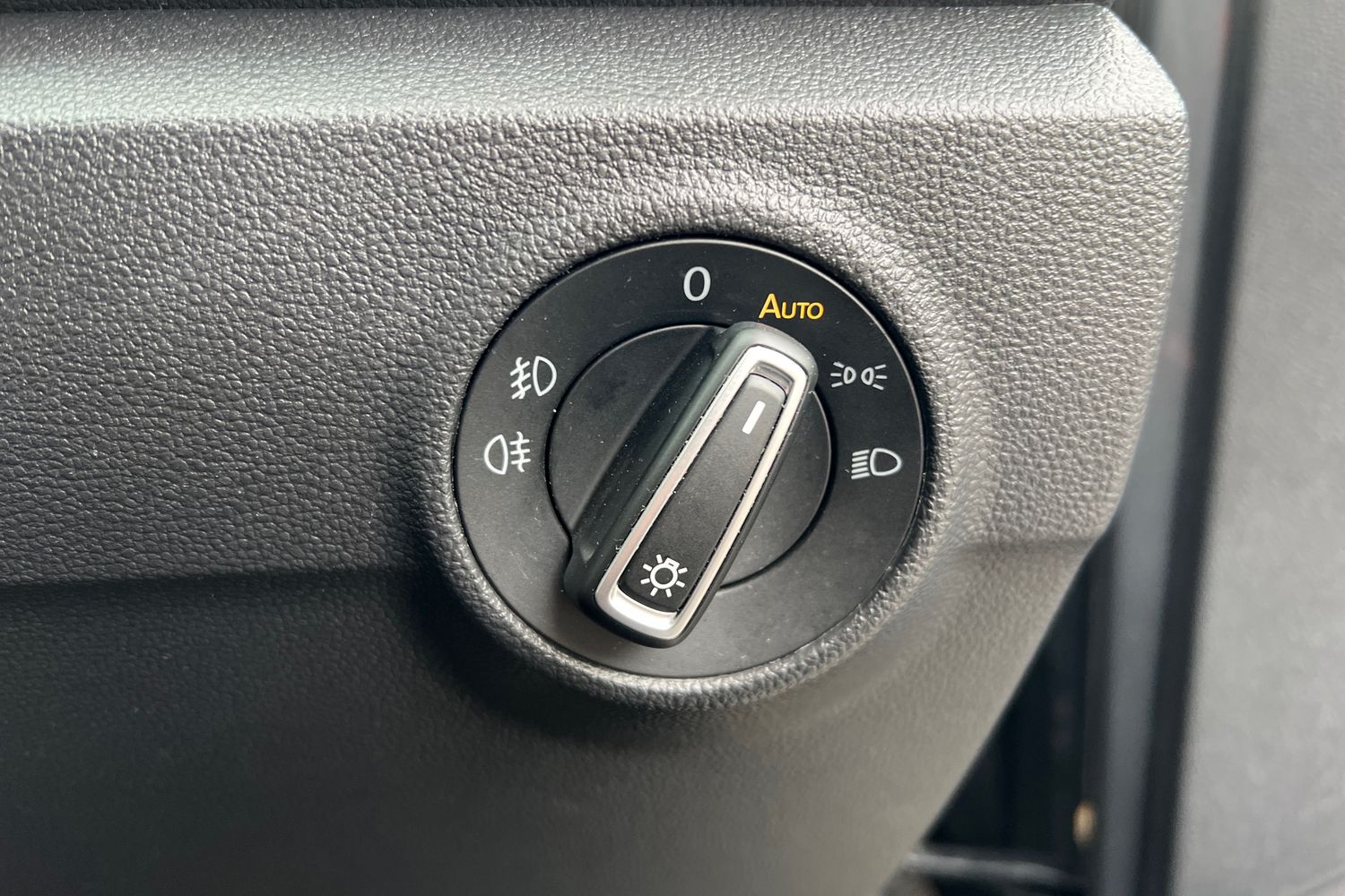 Used Volkswagen T-Roc 2021 for sale - 76683949: Photo 23